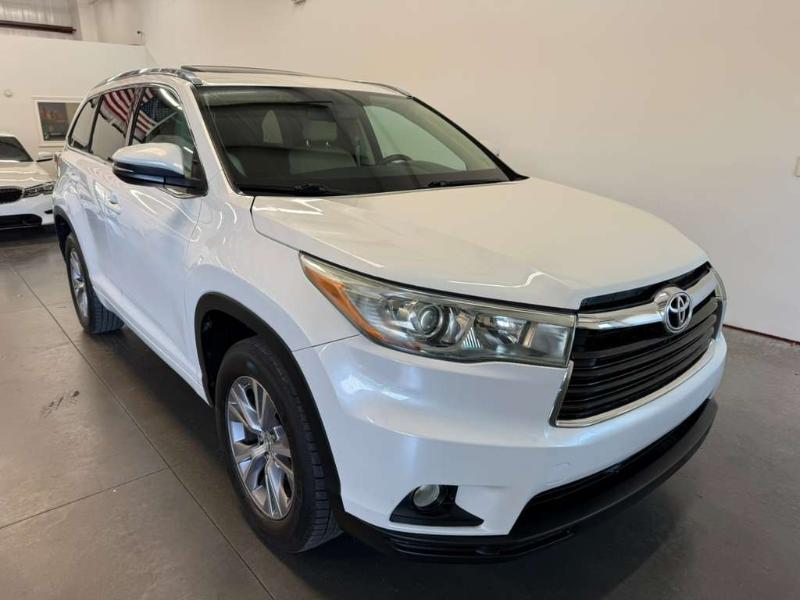 Toyota Highlander XLE 2015
