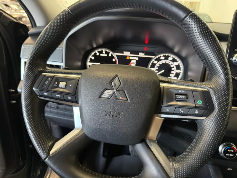 Mitsubishi Outlander SE 2WD 2024