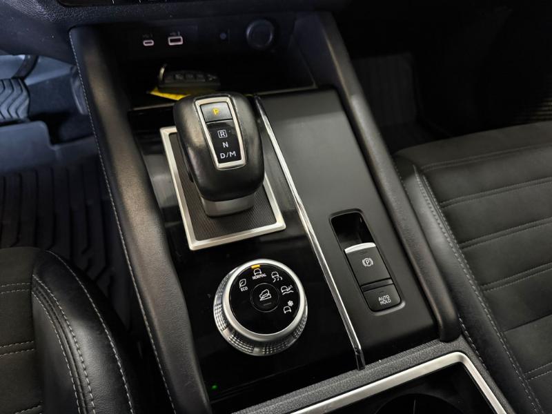 Mitsubishi Outlander SE 2WD 2024