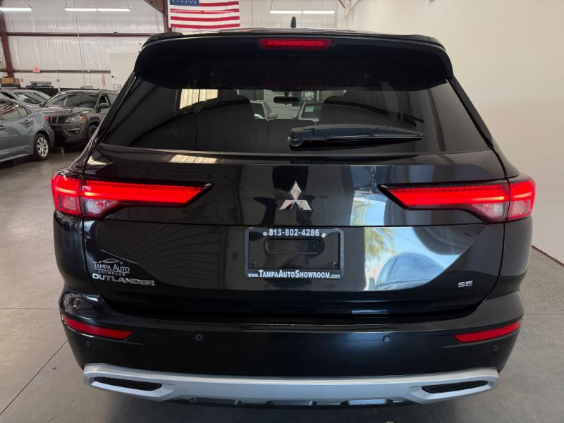 Mitsubishi Outlander SE 2WD 2024