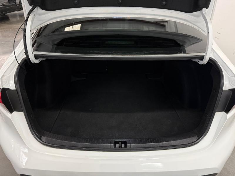 Toyota Corolla LE 2022