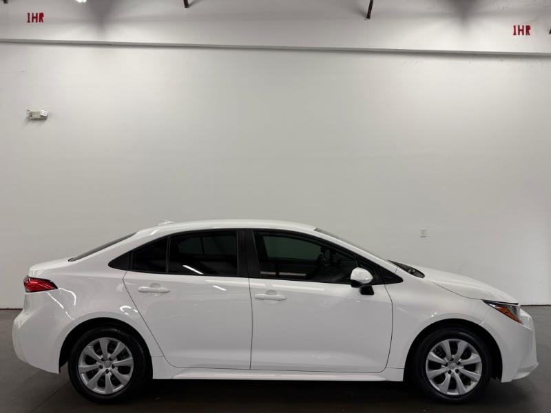 Toyota Corolla LE 2022
