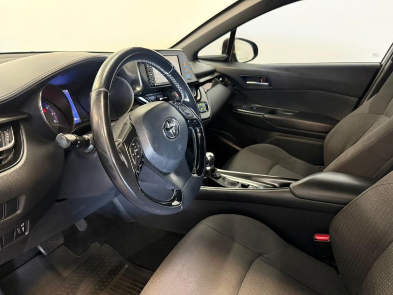 Toyota C-HR XLE Premium 2018