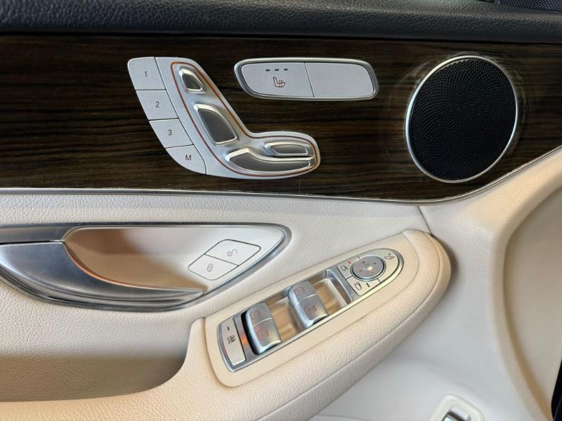 Mercedes-Benz GLC-Class GLC300 2020