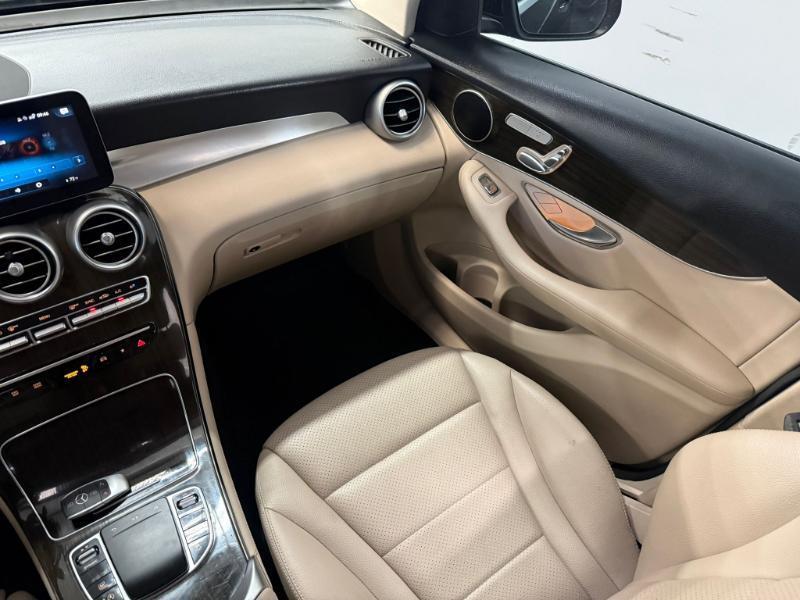 Mercedes-Benz GLC-Class GLC300 2020