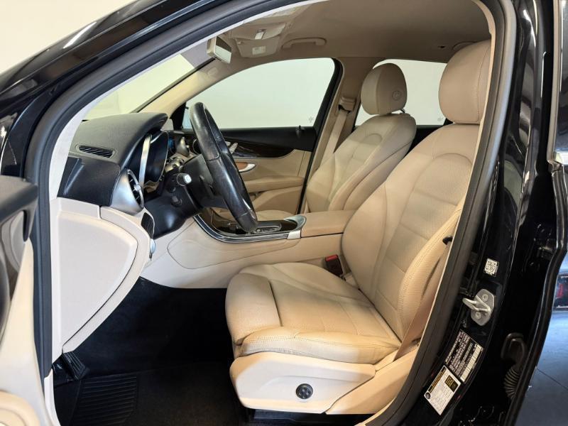 Mercedes-Benz GLC-Class GLC300 2020