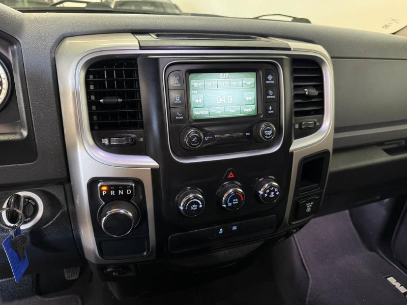 RAM 1500 SLT Quad Cab 2WD 2016