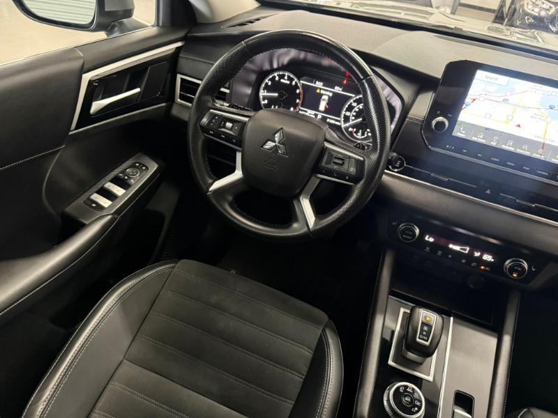 Mitsubishi Outlander SE 2WD 2024