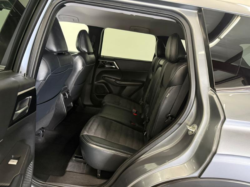 Mitsubishi Outlander SE 2WD 2024