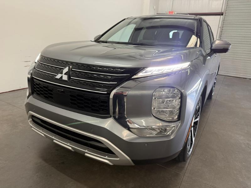 Mitsubishi Outlander SE 2WD 2024