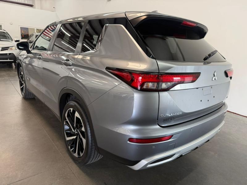 Mitsubishi Outlander SE 2WD 2024