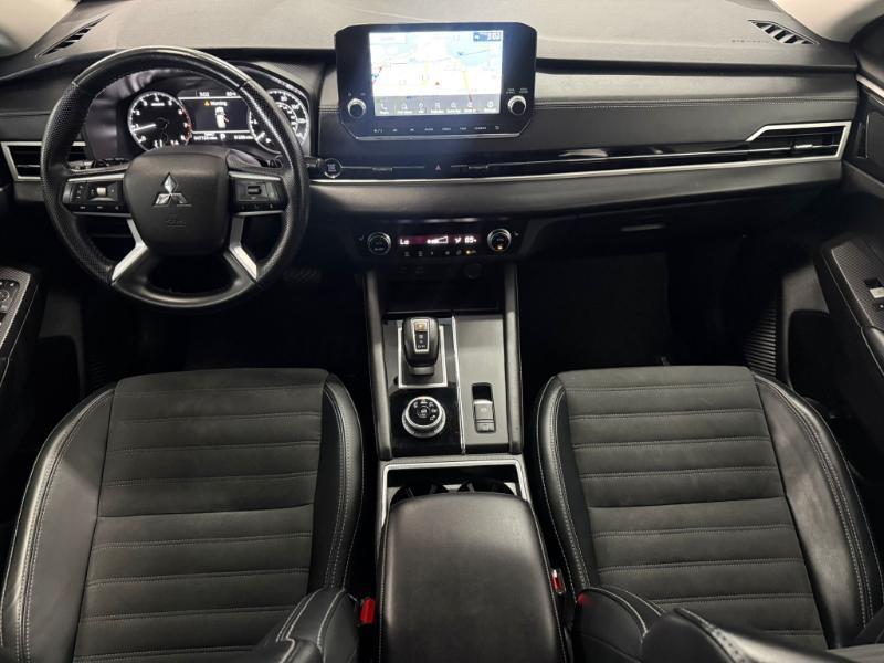 Mitsubishi Outlander SE 2WD 2024