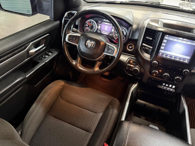 RAM 1500 Big Horn Crew Cab SWB 4WD 2020