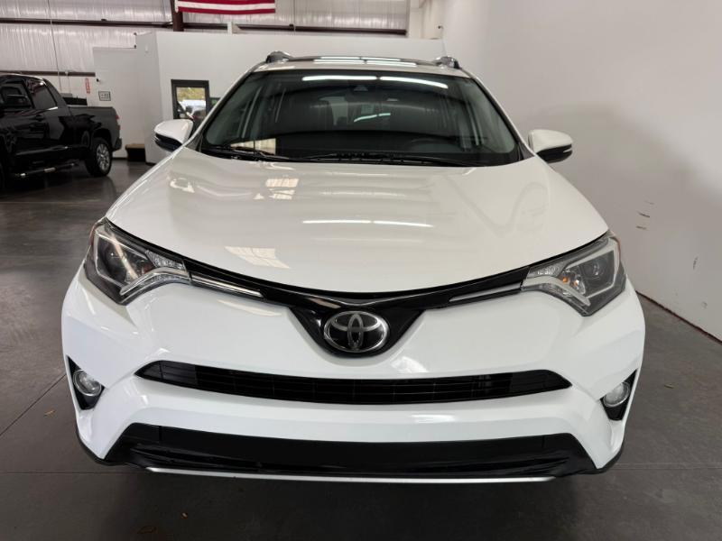 Toyota RAV4 XLE FWD 2017