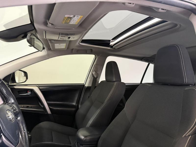 Toyota RAV4 XLE FWD 2017