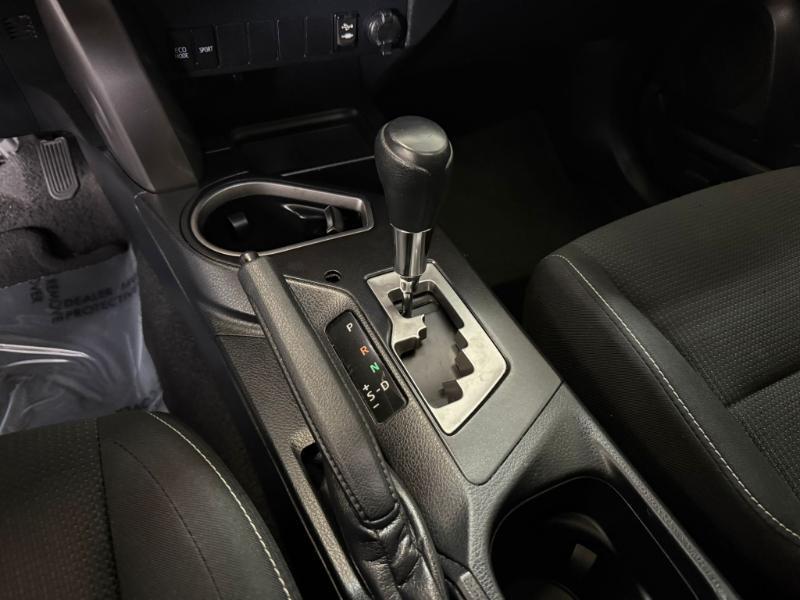 Toyota RAV4 XLE FWD 2017