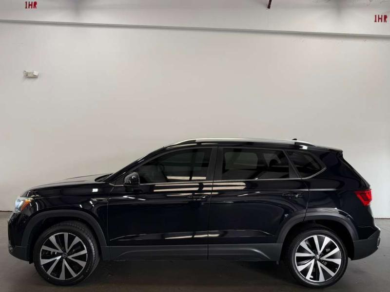 Volkswagen Taos SE 2023