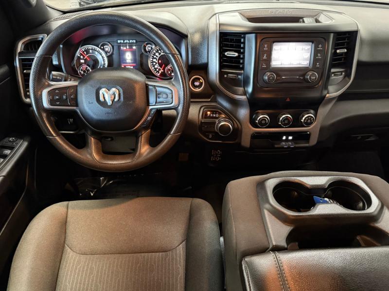 RAM 1500 Tradesman Quad Cab 2WD 2024