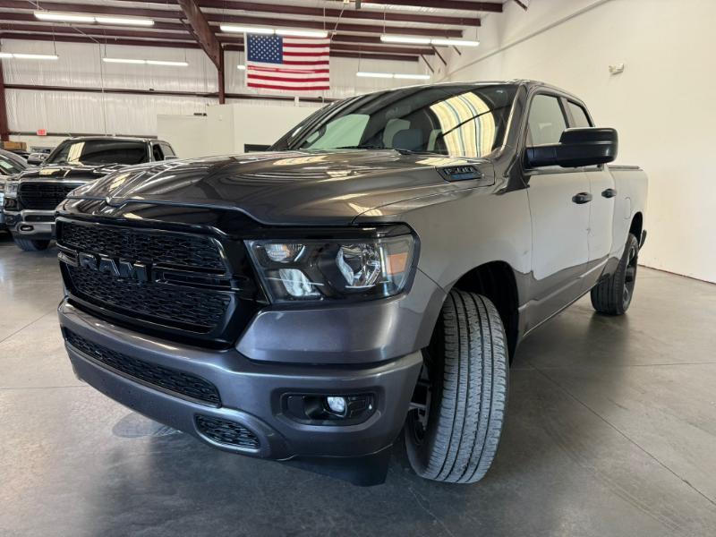 RAM 1500 Tradesman Quad Cab 2WD 2024