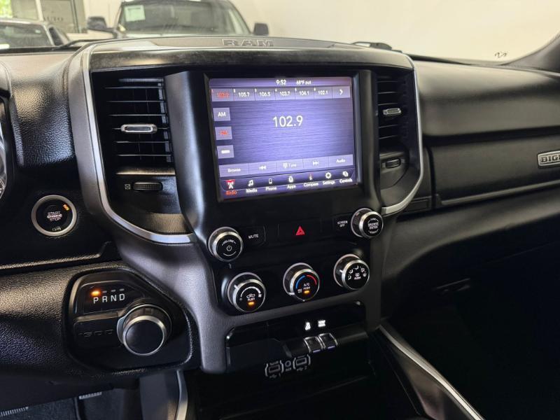 RAM 1500 Big Horn Quad Cab 2WD 2020