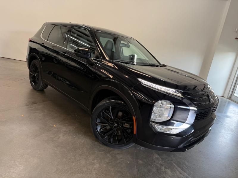 Mitsubishi Outlander  2023