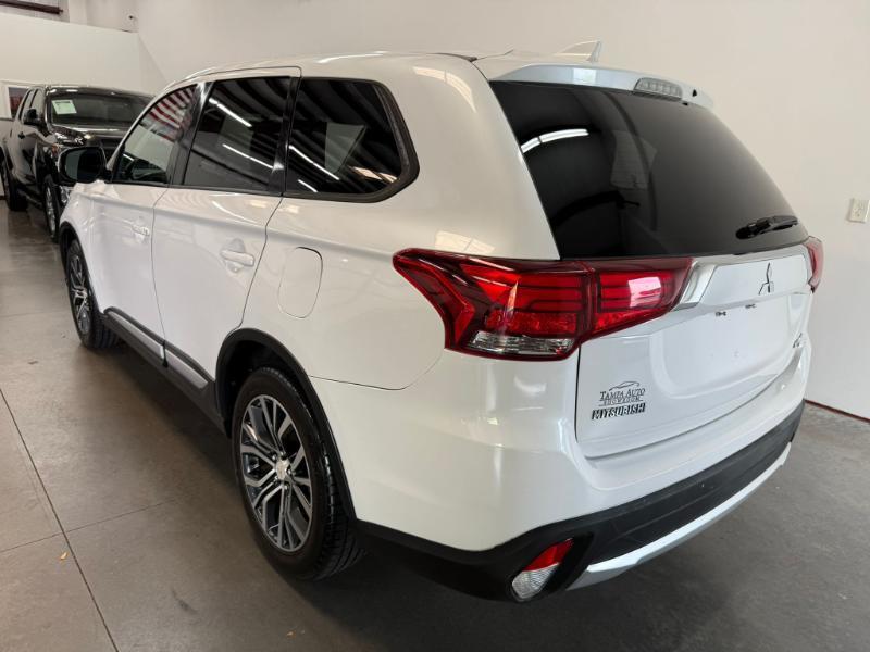 Mitsubishi Outlander SEL 2WD 2018