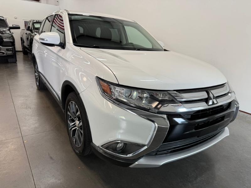 Mitsubishi Outlander SEL 2WD 2018