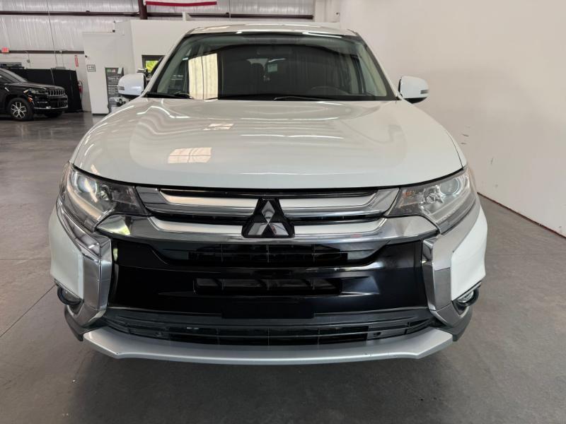 Mitsubishi Outlander SEL 2WD 2018