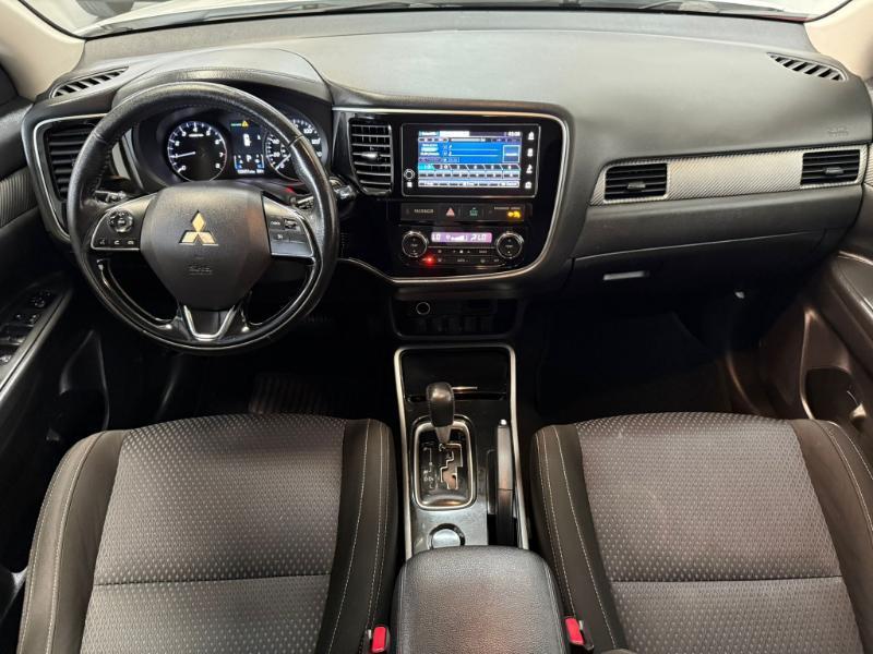 Mitsubishi Outlander SEL 2WD 2018
