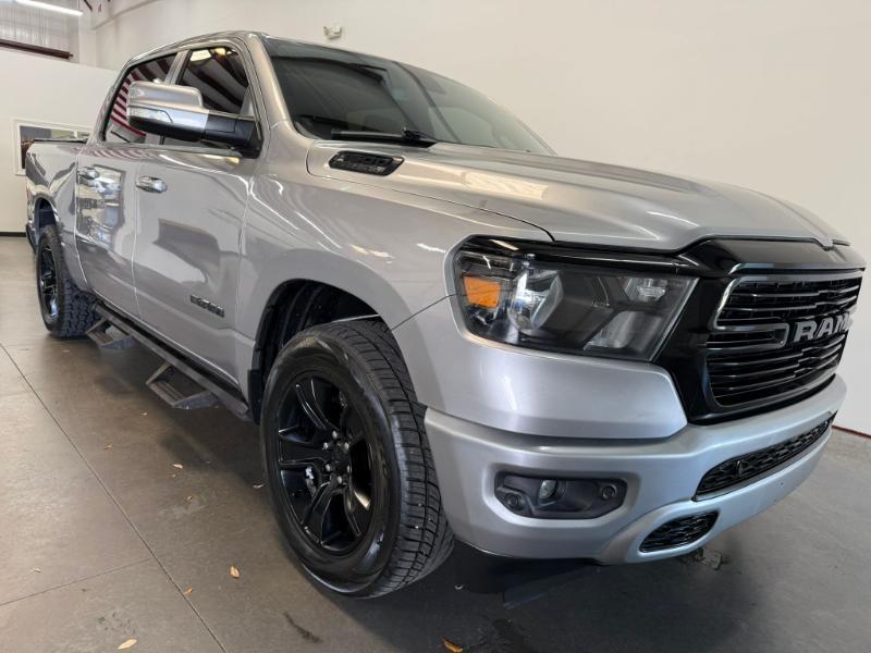 RAM 1500 Big Horn Crew Cab SWB 4WD 2020