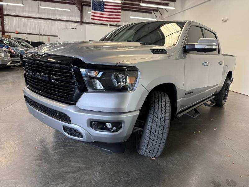 RAM 1500 Big Horn Crew Cab SWB 4WD 2020