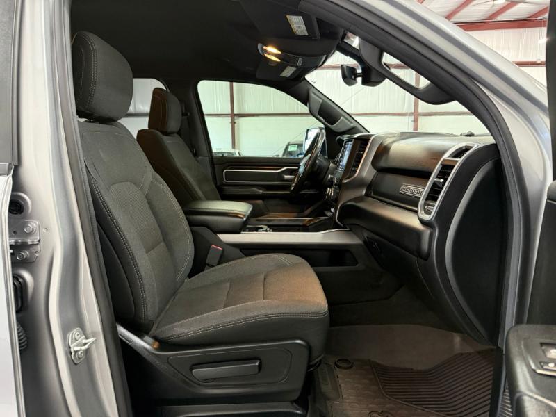 RAM 1500 Big Horn Crew Cab SWB 4WD 2020