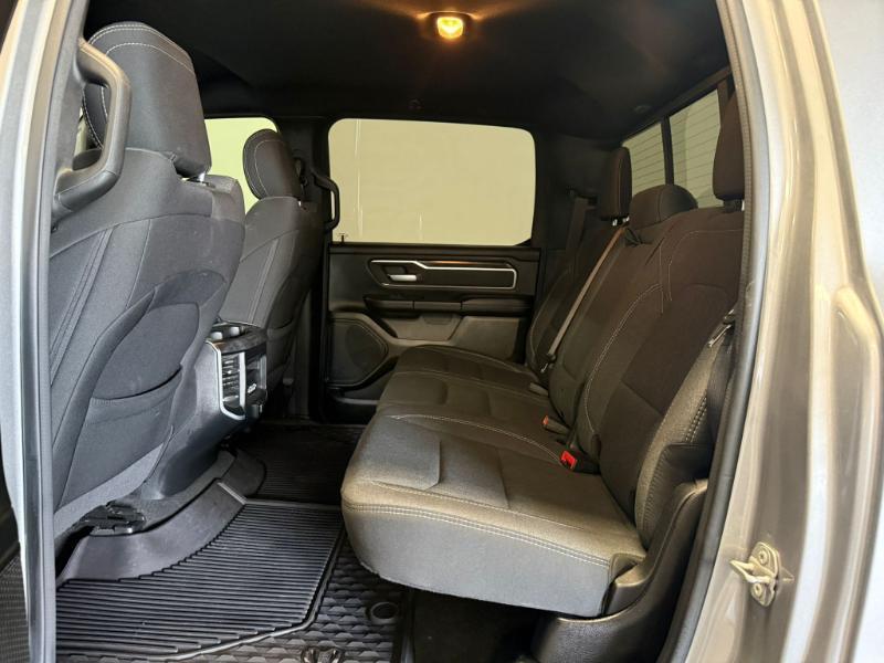 RAM 1500 Big Horn Crew Cab SWB 4WD 2020