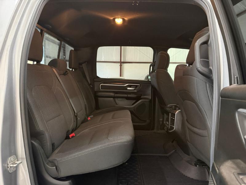 RAM 1500 Big Horn Crew Cab SWB 4WD 2020