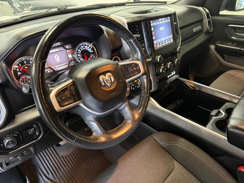 RAM 1500 Big Horn Crew Cab SWB 4WD 2020