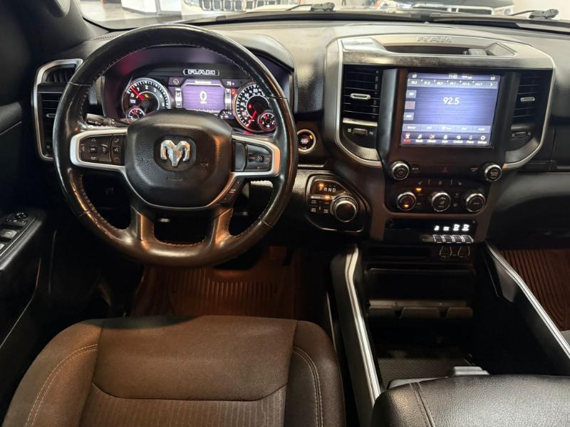 RAM 1500 Big Horn Crew Cab SWB 4WD 2020