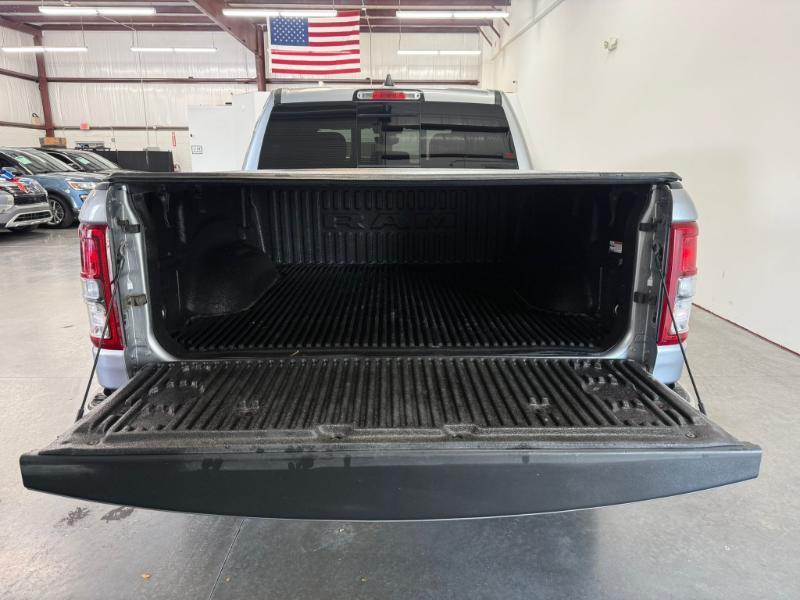 RAM 1500 Big Horn Crew Cab SWB 4WD 2020