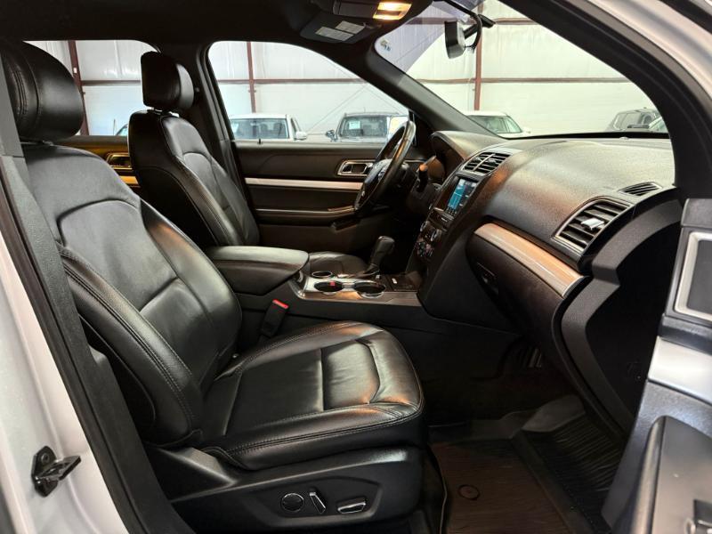 Ford Explorer XLT FWD 2017