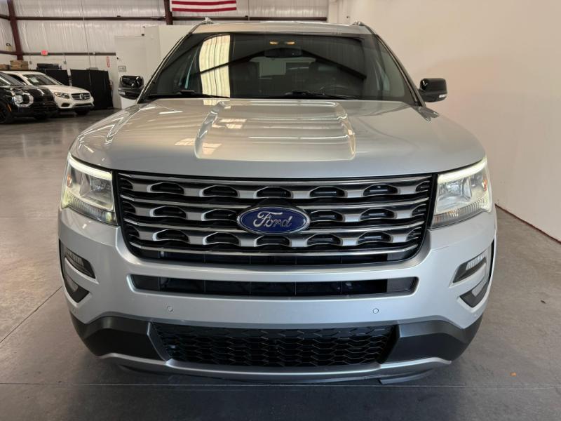 Ford Explorer XLT FWD 2017