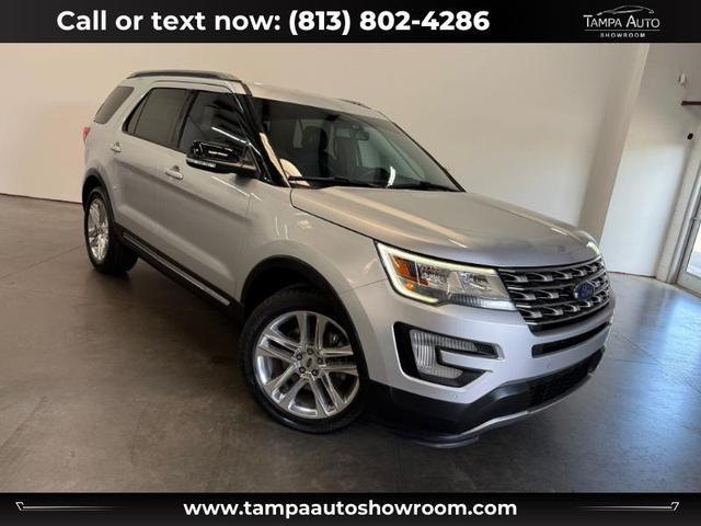 Silver 2017 Ford Explorer XLT SUV / Crossover Front-Wheel Drive