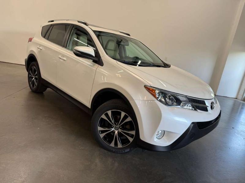 Toyota RAV4 Limited FWD 2015