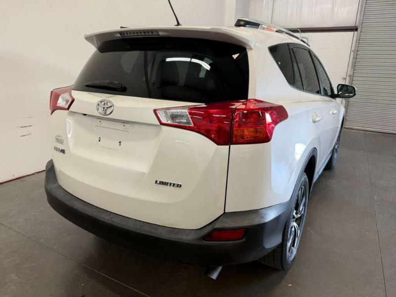 Toyota RAV4 Limited FWD 2015