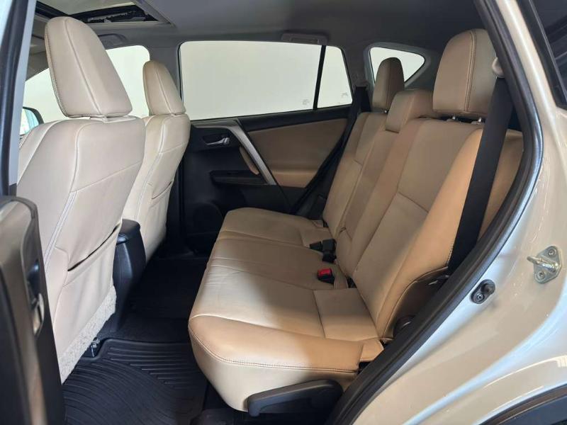 Toyota RAV4 Limited FWD 2015