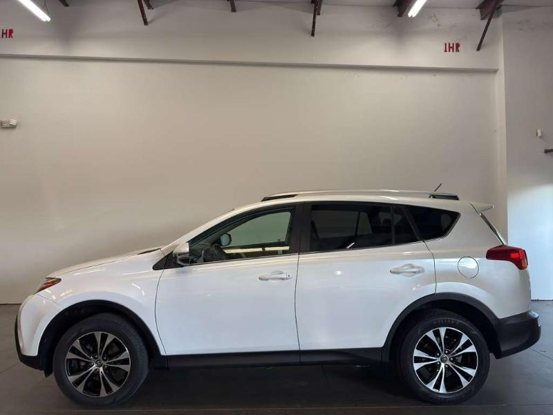 Toyota RAV4 Limited FWD 2015