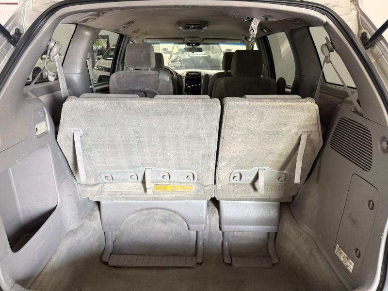 Toyota Sienna LE 7-Passenger 2006