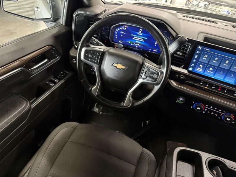 Chevrolet Silverado 1500 LT Crew Cab 2WD 2024
