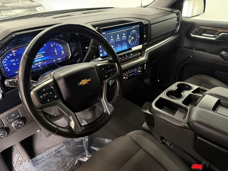 Chevrolet Silverado 1500 LT Crew Cab 2WD 2024