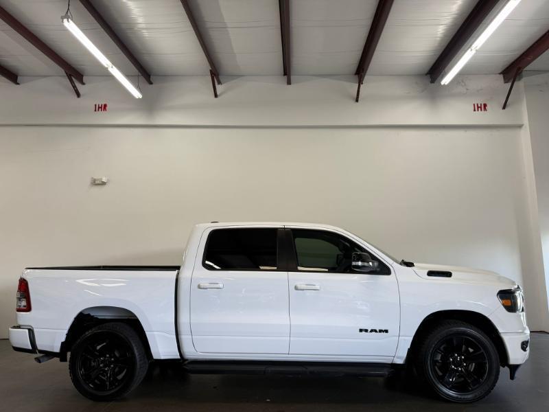 RAM 1500 Big Horn Crew Cab SWB 2WD 2022