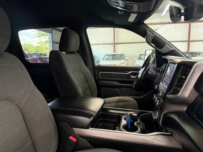 RAM 1500 Big Horn Crew Cab SWB 2WD 2022