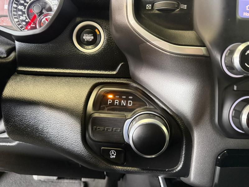 RAM 1500 Big Horn Crew Cab SWB 2WD 2022